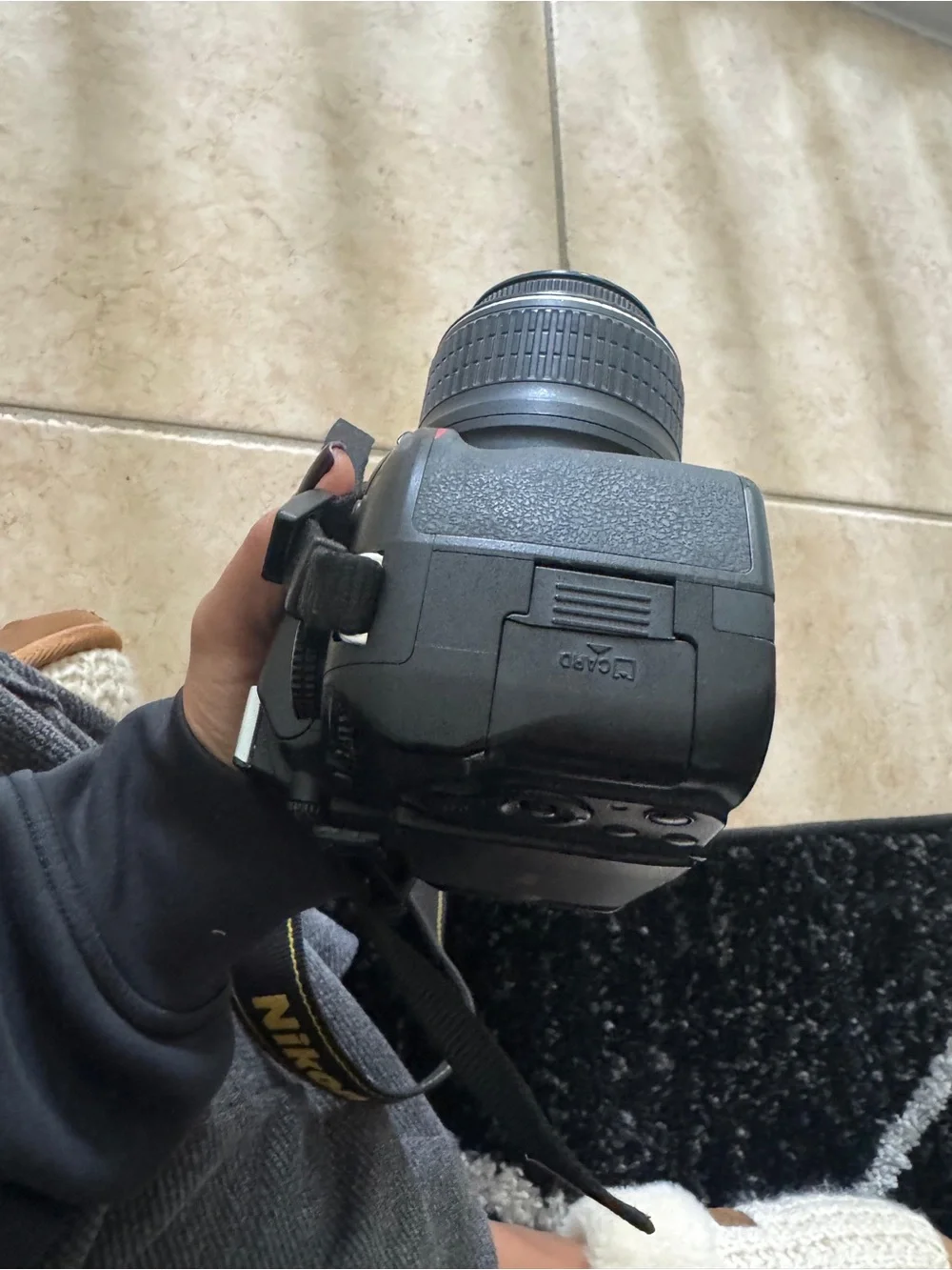 Nikon D5100 DSLR Camera in Black with 18-55mm Lens